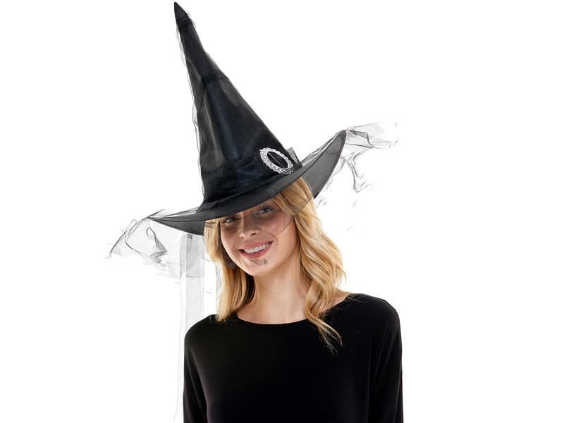 Witch Hat 10